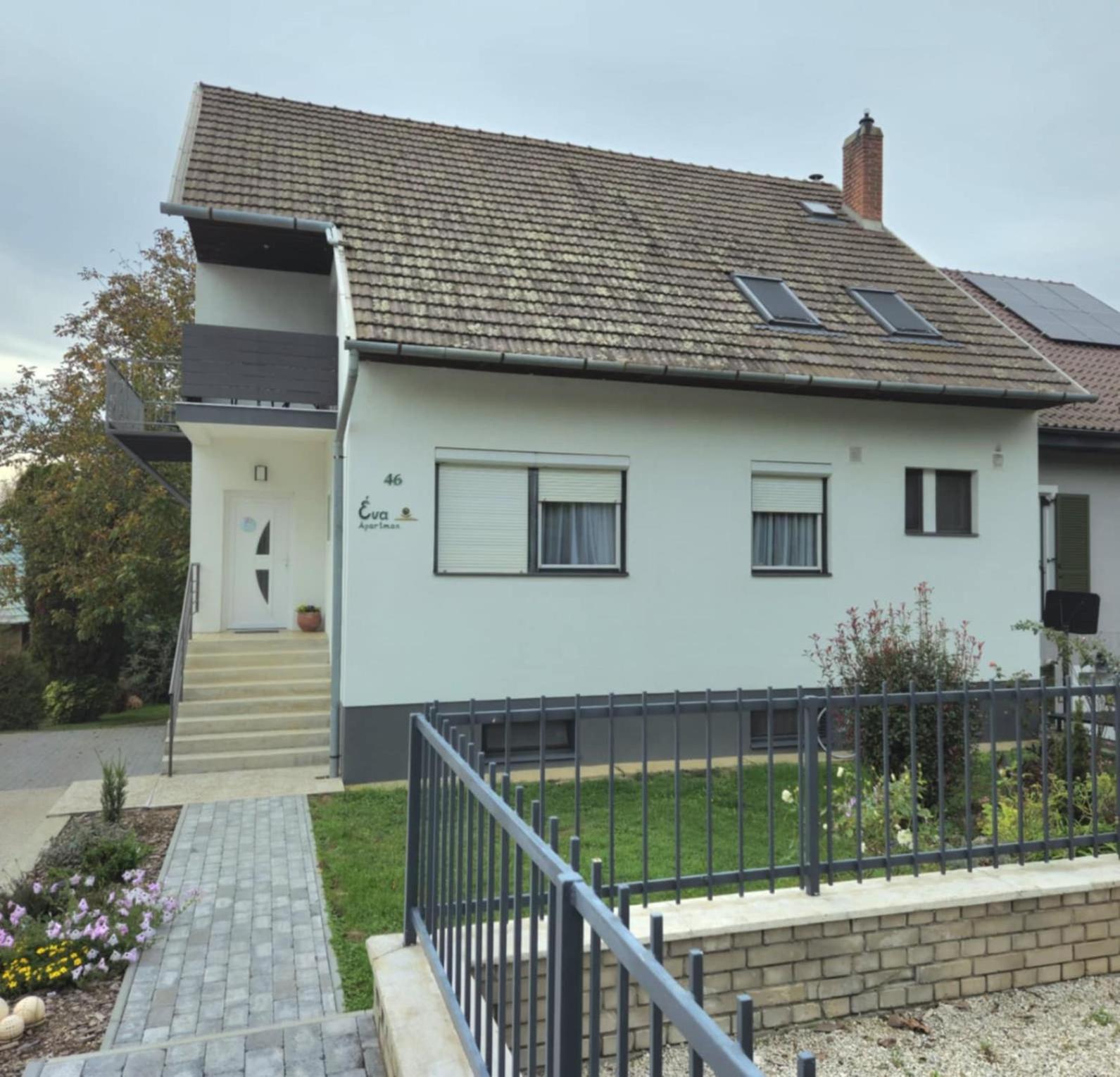 Éva Apartman Hévíz Exterior foto